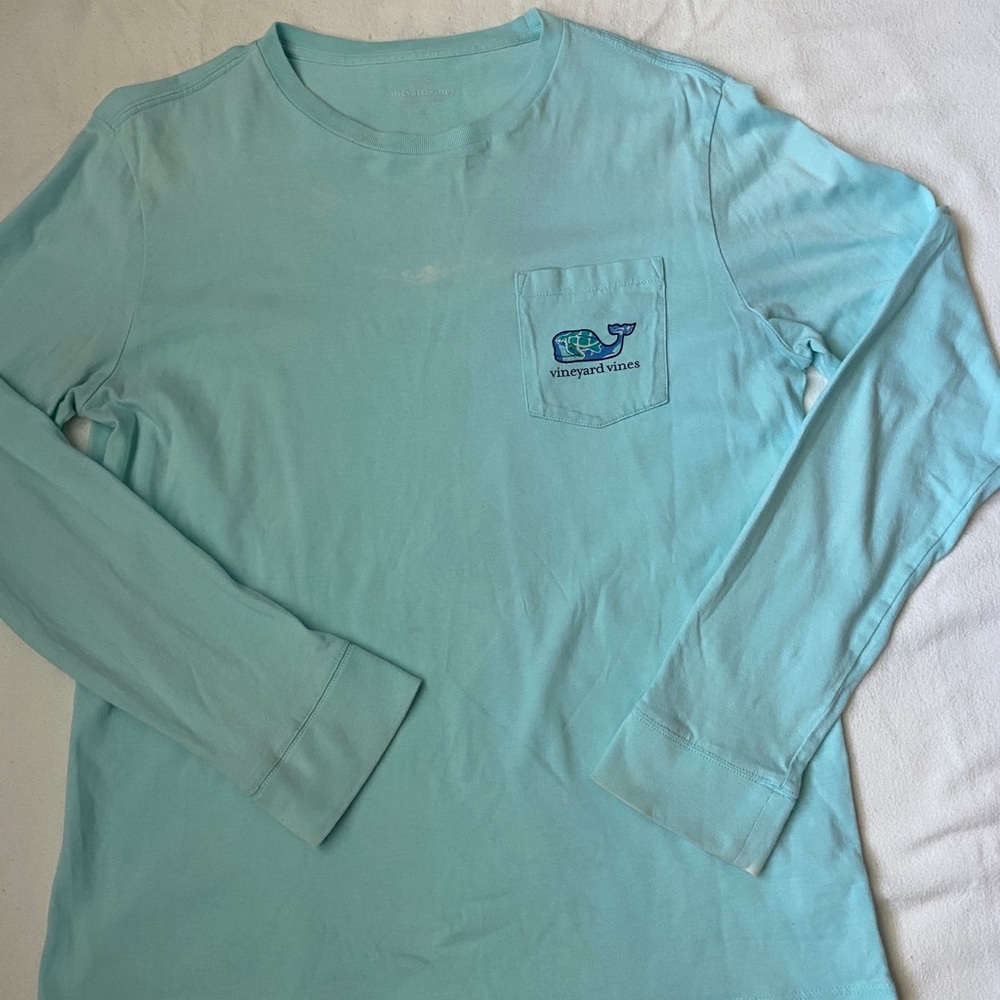 Vineyard Vines top!